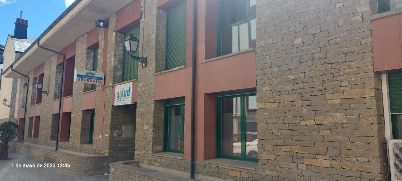 Apartamento Alma De Biescas Kültér fotó