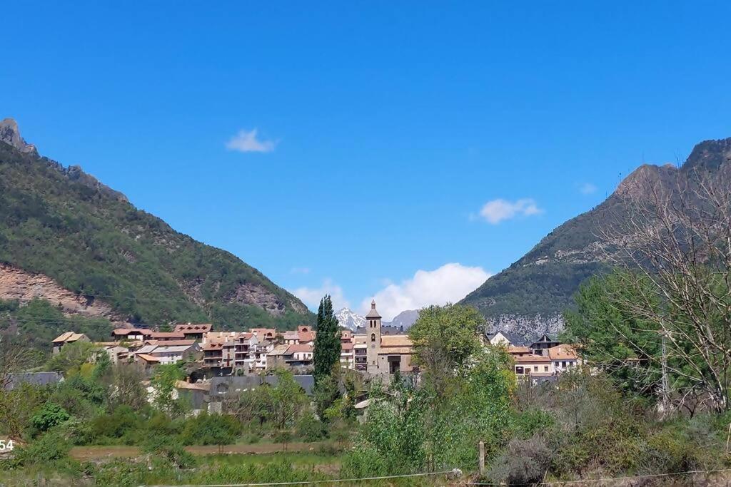 Apartamento Alma De Biescas Kültér fotó